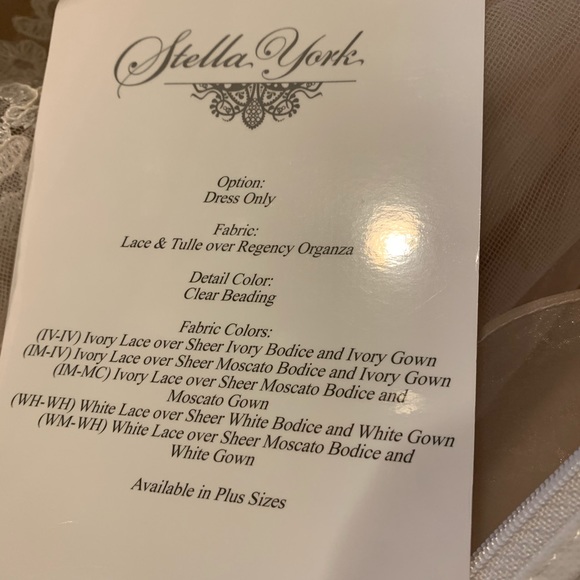 Stella York wedding dress - Picture 6 of 6